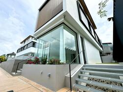 hua-guan-crescent photo thumbnail #13